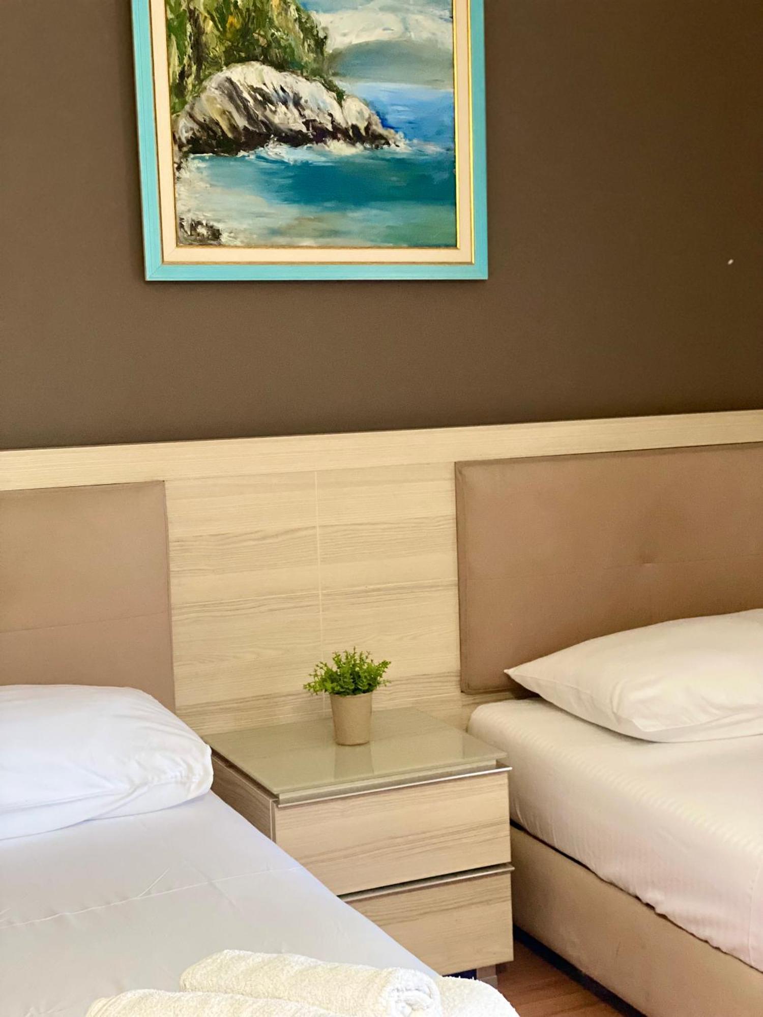 Hotel Bojko Влёра Экстерьер фото